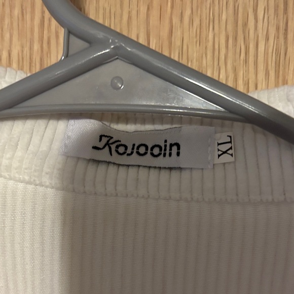 Kojooin Colorblock Ribbed Button Up - Picture 2 of 3